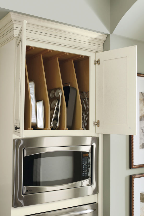 Oven Cabinet Tray Divider - Diamond Cabinetry
