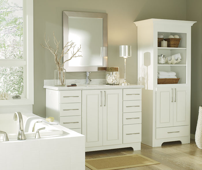 /file/media/diamond/products/environment/anden/casual_white_bathroom_cabinets.jpg